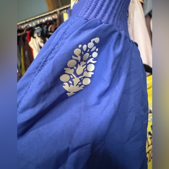 NEW Free People FP Movement Carpe Diem Shorts - electric shock blue - XS, S - Picture 9 of 11